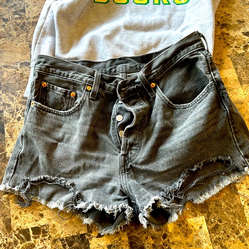 Levis button up shorts
